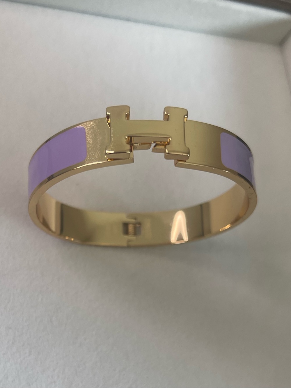 Gold-Tone H Clic Clac Bracelet in Lavender